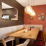 Hotel Schwaiger 4*